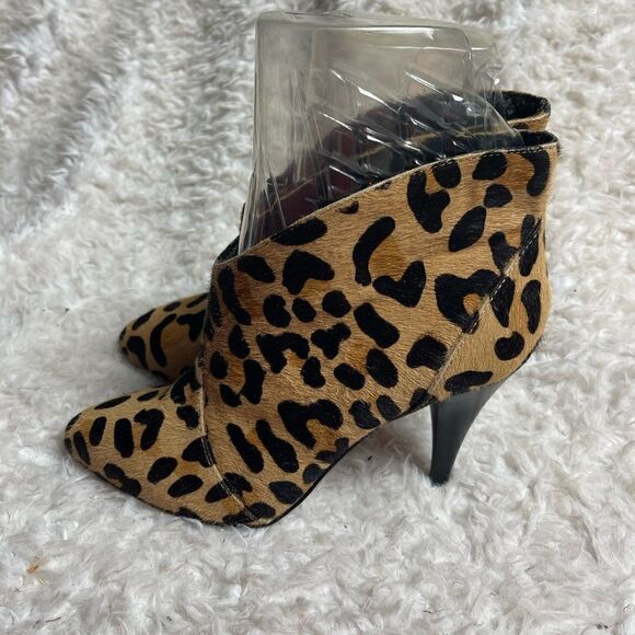 Gianni Bini Leather Calf Hair Leopard Print Pull On Stiletto Ankle Boots SZ8M - Picture 1 of 11
